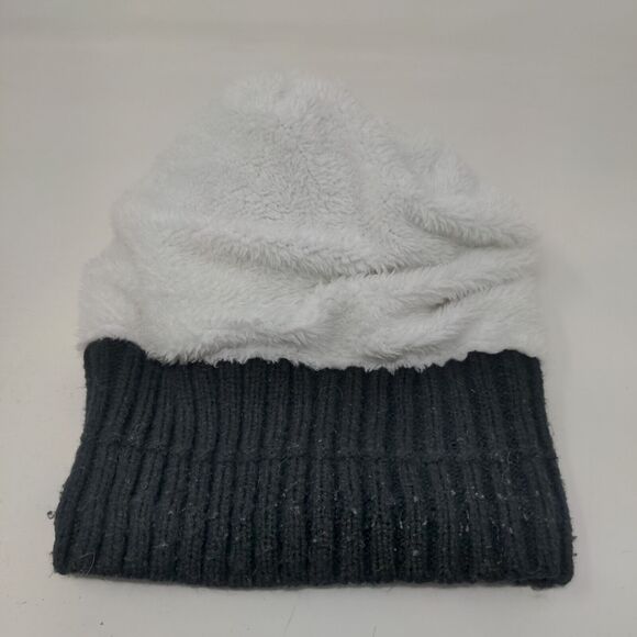 Britt's Knits Beanie Hat Multicolor One Size Stretch Hand Knitted Pom Pom - Picture 7 of 9